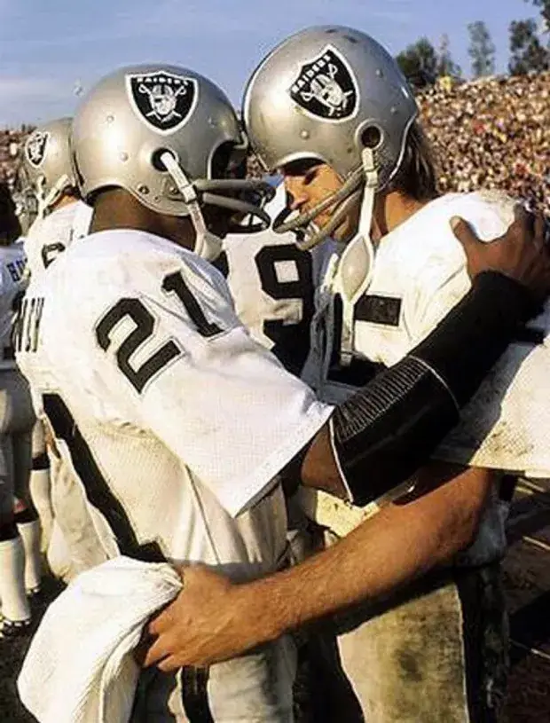 CLIFF BRANCH Oakland Raiders 1976 Away Throwback NFL Football Jersey 