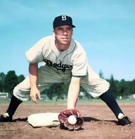 PEE WEE REESE Brooklyn Dodgers 1955 Majestic Cooperstown Away Baseball Jersey 