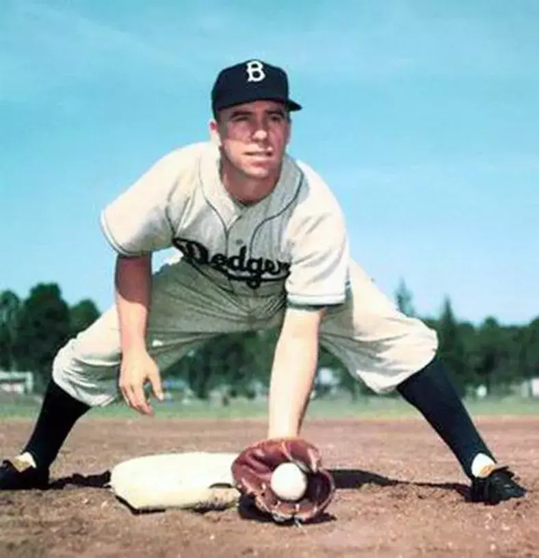PEE WEE REESE Brooklyn Dodgers 1955 Majestic Cooperstown Away Baseball Jersey 