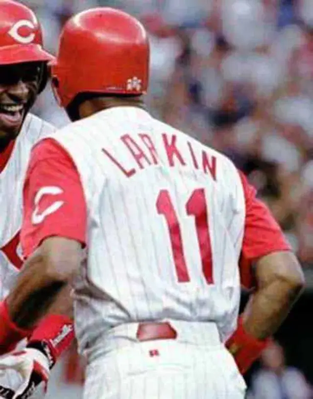 BARRY LARKIN Cincinnati Reds 1995 Home Majestic Baseball Throwback Jersey 