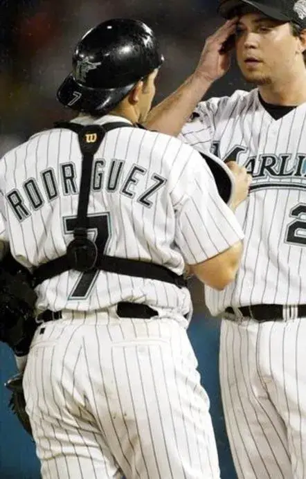 IVAN RODRIGUEZ Florida Marlins 2003 Home Majestic Throwback Baseball Jersey 