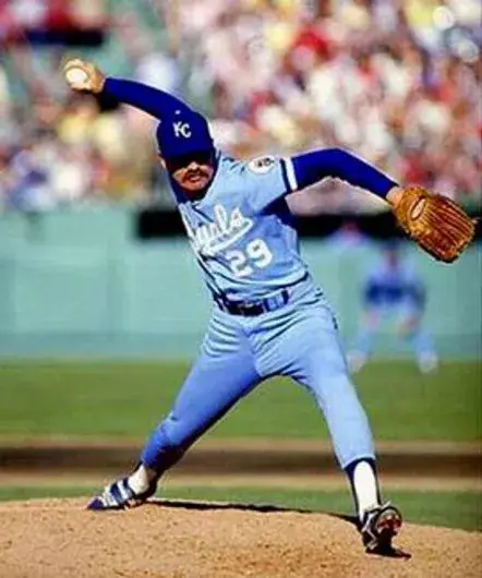 DAN QUISENBERRY Kansas City Royals 1985 Away Majestic Throwback Baseball Jersey 