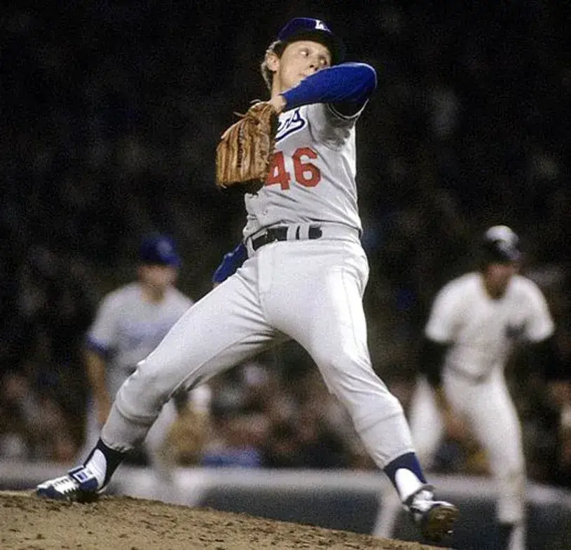 BURT HOOTON Los Angeles Dodgers 1981 Away Majestic Baseball Throwback Jersey 