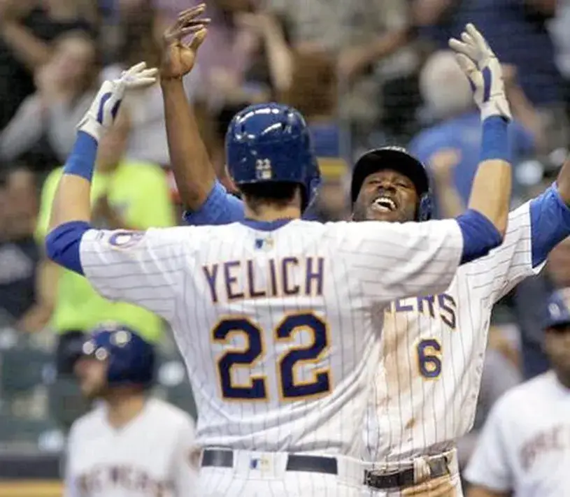 CHRISTIAN YELICH Milwaukee Brewers Majestic Authentic Home Baseball Jersey 