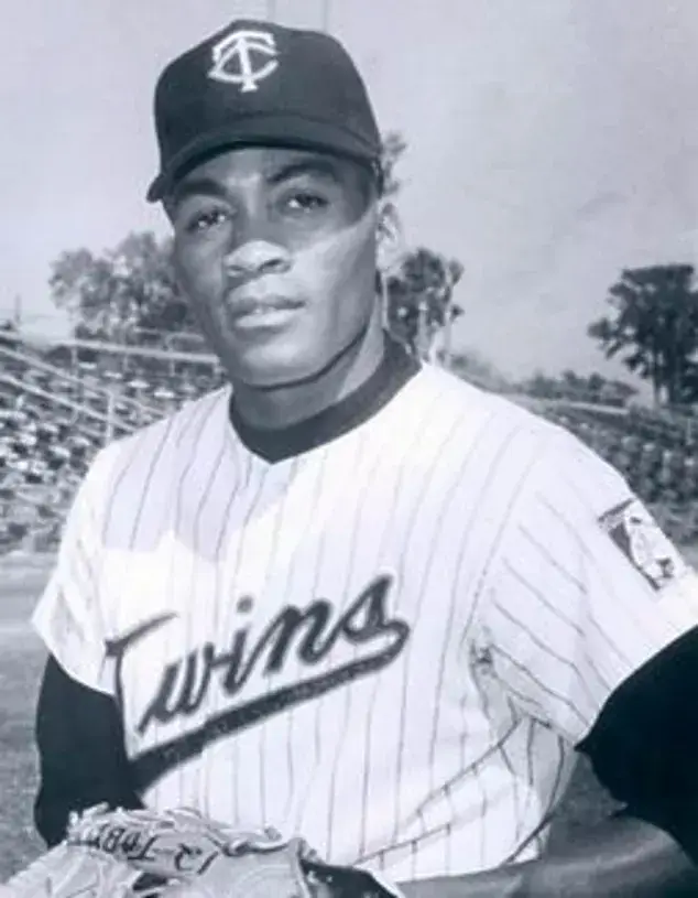 CESAR TOVAR Minnesota Twins 1969 Majestic Cooperstown Throwback Home Baseball Jersey 