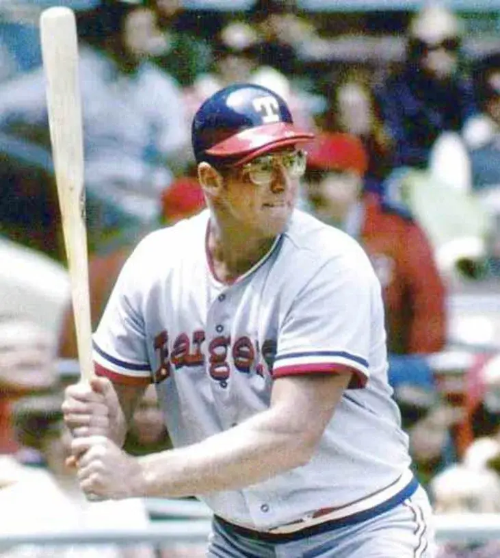 FRANK HOWARD Texas Rangers 1972 Home Majestic Baseball Throwback Jersey 
