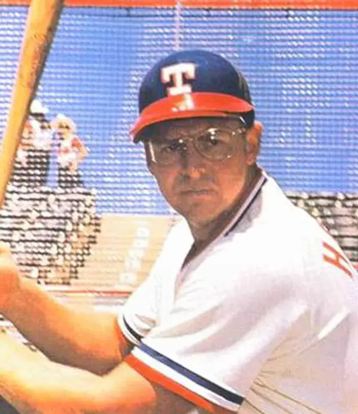 FRANK HOWARD Texas Rangers 1972 Home Majestic Baseball Throwback Jersey 