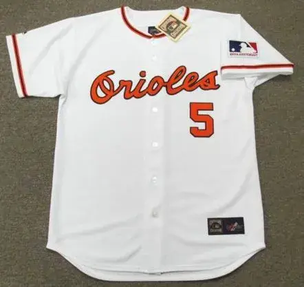 BROOKS ROBINSON Baltimore Orioles 1969 Home Majestic Baseball Throwback Jersey