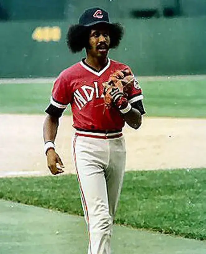 OSCAR GAMBLE Cleveland Indians 1975 Majestic Cooperstown Throwback Jersey 