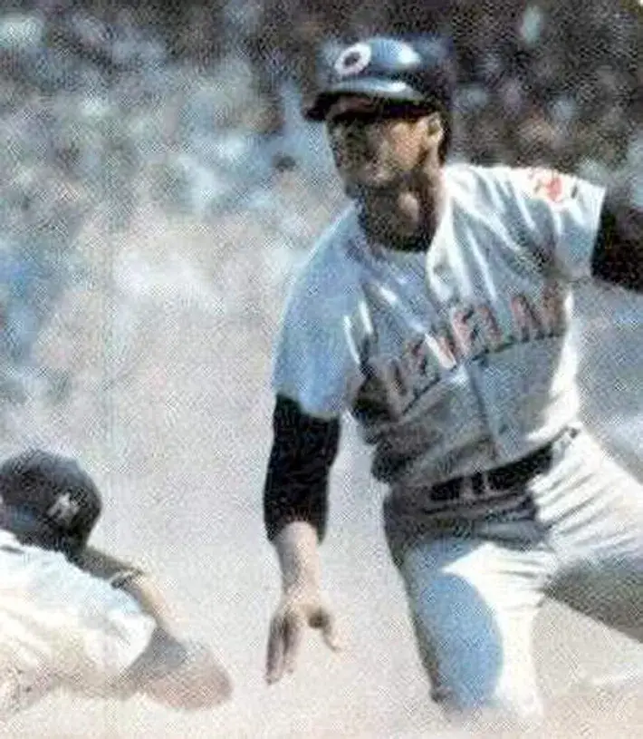 VADA PINSON Cleveland Indians 1970 Away Majestic Baseball Throwback Jersey 