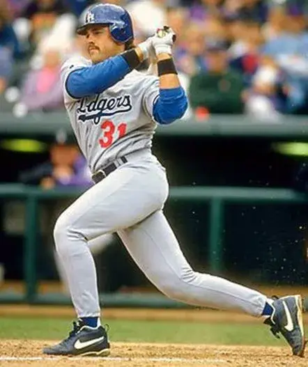 MIKE PIAZZA Los Angeles Dodgers 1995 Majestic Throwback Away Baseball Jersey 