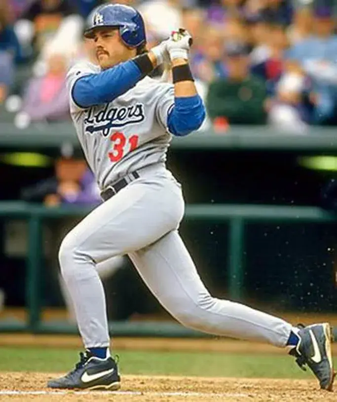 MIKE PIAZZA Los Angeles Dodgers 1995 Majestic Throwback Away Baseball Jersey 