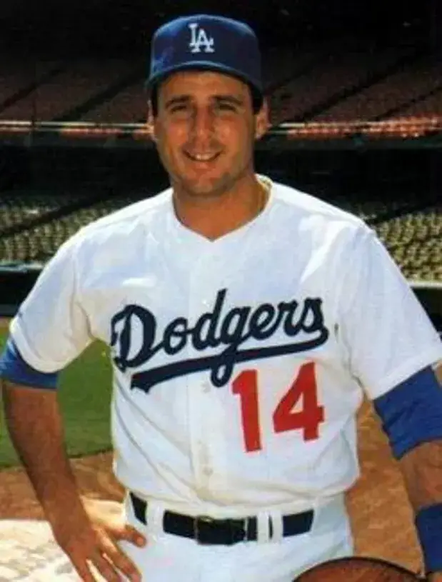 MIKE SCIOSCIA Los Angeles Dodgers 1988 Majestic Cooperstown Throwback Home Jersey 