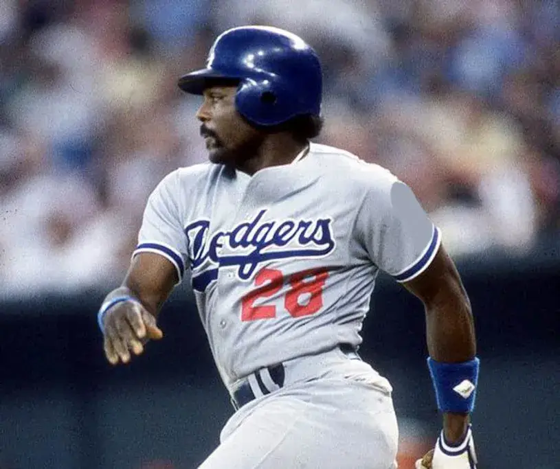 PEDRO GUERRERO Los Angeles Dodgers 1983 Away Majestic Throwback  Baseball Jersey 