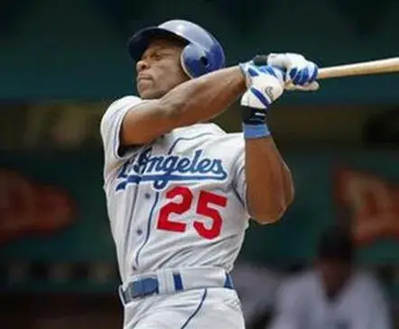 RICKEY HENDERSON Los Angeles Dodgers 2003 Away Majestic Baseball Throwback Jersey 