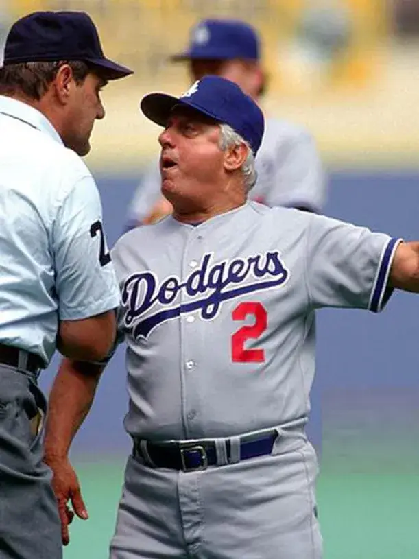TOMMY LASORDA Los Angeles Dodgers 1981 Away Majestic Baseball Throwback Jersey 