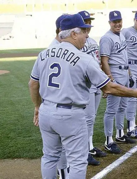 TOMMY LASORDA Los Angeles Dodgers 1981 Away Majestic Baseball Throwback Jersey 