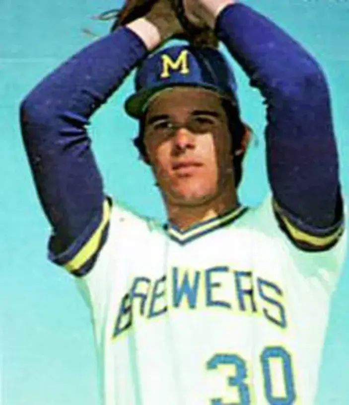 MOOSE HAAS Milwaukee Brewers 1977 Majestic Cooperstown Throwback Home Jersey 
