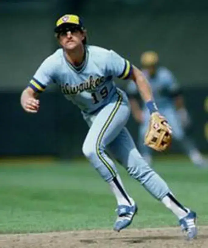 ROBIN YOUNT Milwaukee Brewers 1984 Majestic Cooperstown Throwback Away Jersey 