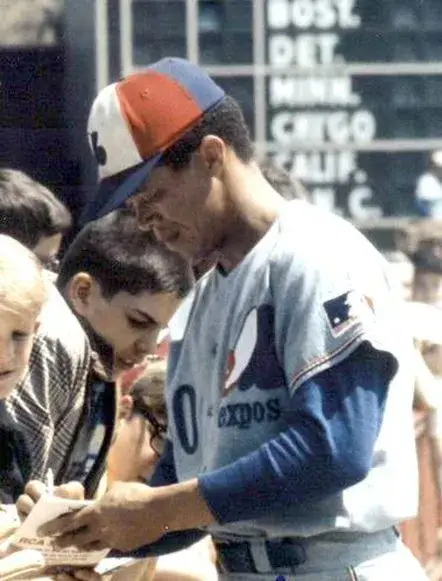 MAURY WILLS Montreal Expos 1969 Majestic Cooperstown Away Baseball Jersey 