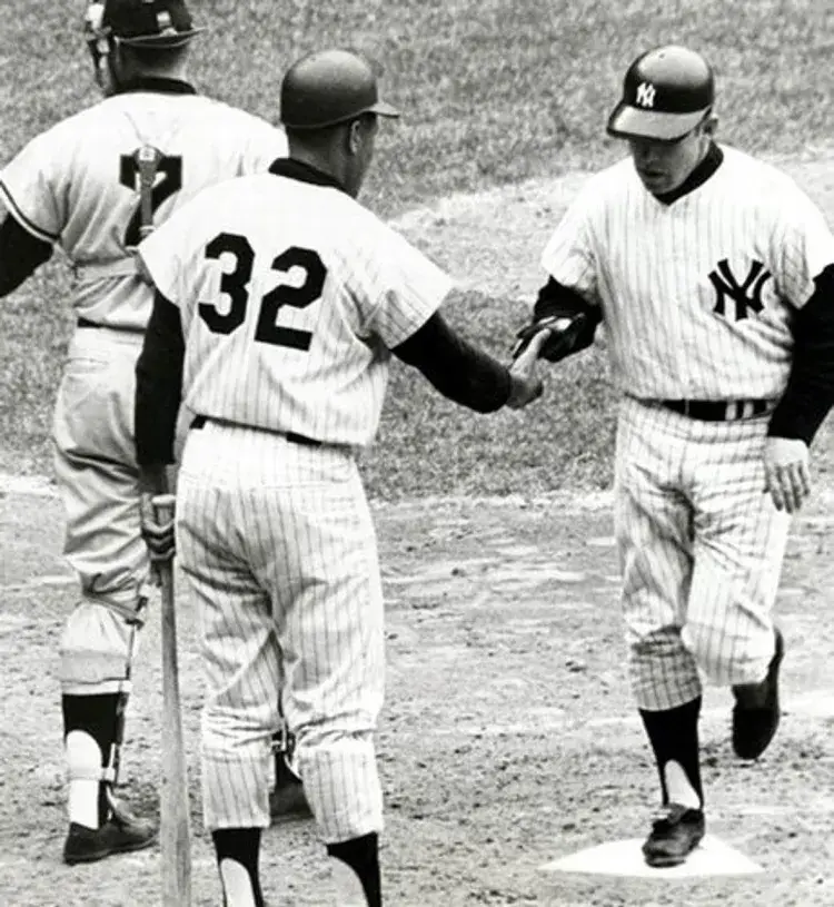 ELSTON HOWARD New York Yankees 1963 Majestic Cooperstown Home Jersey 