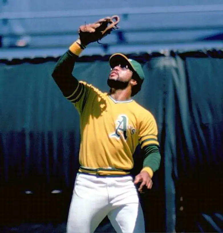 REGGIE JACKSON Oakland Athletics 1974 Majestic Cooperstown Throwback Jersey 