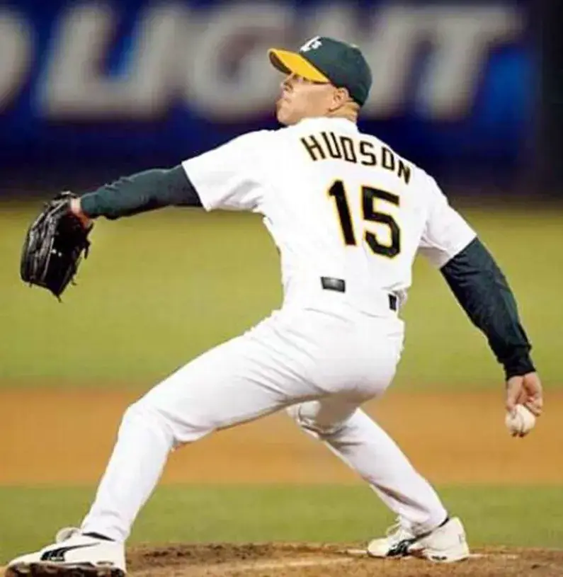 TIM HUDSON Oakland Athletics 2002 Home Majestic Baseball Throwback Jersey 
