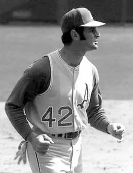 TONY LARUSSA Oakland Athletics 1971 Majestic Cooperstown Throwback Jersey 