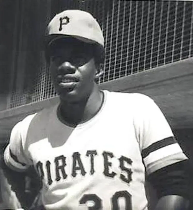 DAVE CASH Pittsburgh Pirates 1971 Majestic Cooperstown Throwback Baseball Jersey 