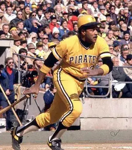 PITTSBURGH PIRATES 1979 Majestic Home Throwback Jersey Customized “Any Name & Number(s)” 