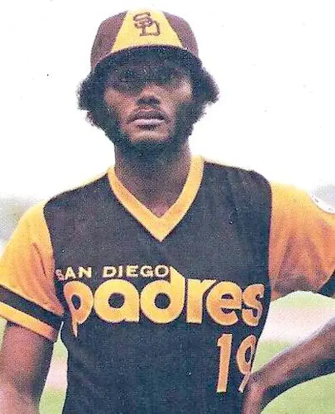 GENE RICHARDS San Diego Padres 1978 Majestic Cooperstown Away Baseball Jersey 