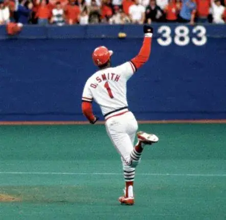 OZZIE SMITH St. Louis Cardinals 1982 Home Majestic Throwback Baseball Jersey 