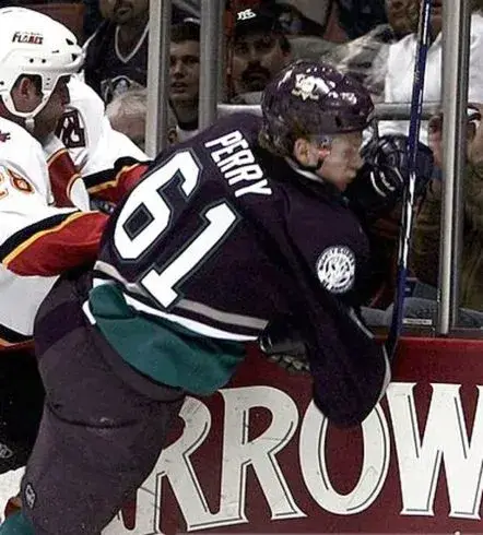 COREY PERRY Anaheim Mighty Ducks 2005 Home CCM NHL Throwback Jersey 