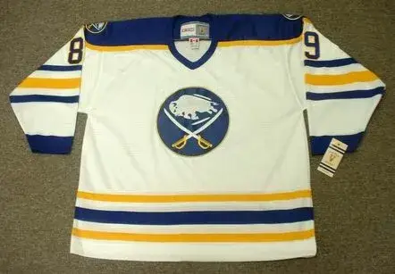 ALEXANDER MOGILNY Buffalo Sabres 1992 Home CCM Vintage NHL Throwback Jersey