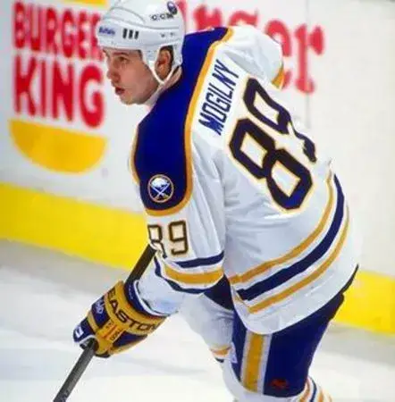 ALEXANDER MOGILNY Buffalo Sabres 1992 Home CCM Vintage NHL Throwback Jersey 
