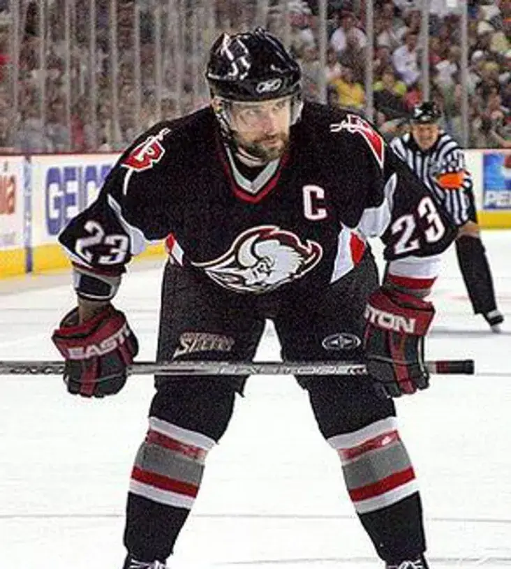 CHRIS DRURY Buffalo Sabres 2005 Home CCM Vintage NHL Throwback Jersey 