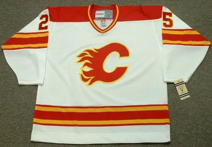 JOE NIEUWENDYK Calgary Flames 1980’s CCM Vintage Throwback Home NHL Hockey Jersey