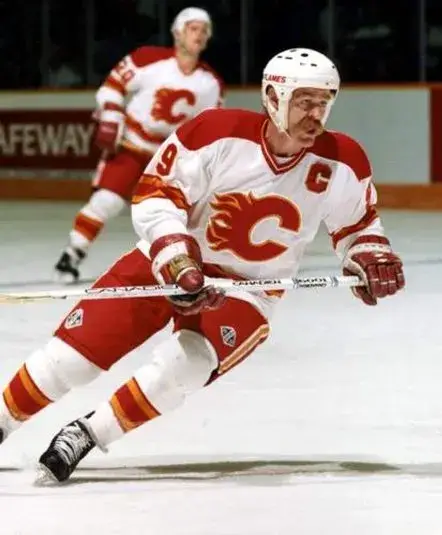 LANNY MCDONALD Calgary Flames 1980’s CCM Vintage Throwback Home Hockey Jersey 