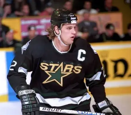 DALLAS STARS 1990’s Away CCM Throwback Jersey Customized “Any Name & Number(s)” 
