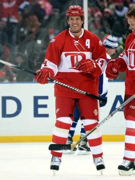 BRENDAN SHANAHAN Detroit Red Wings 2014 CCM “Winter Classic” Alumni Hockey Jersey 