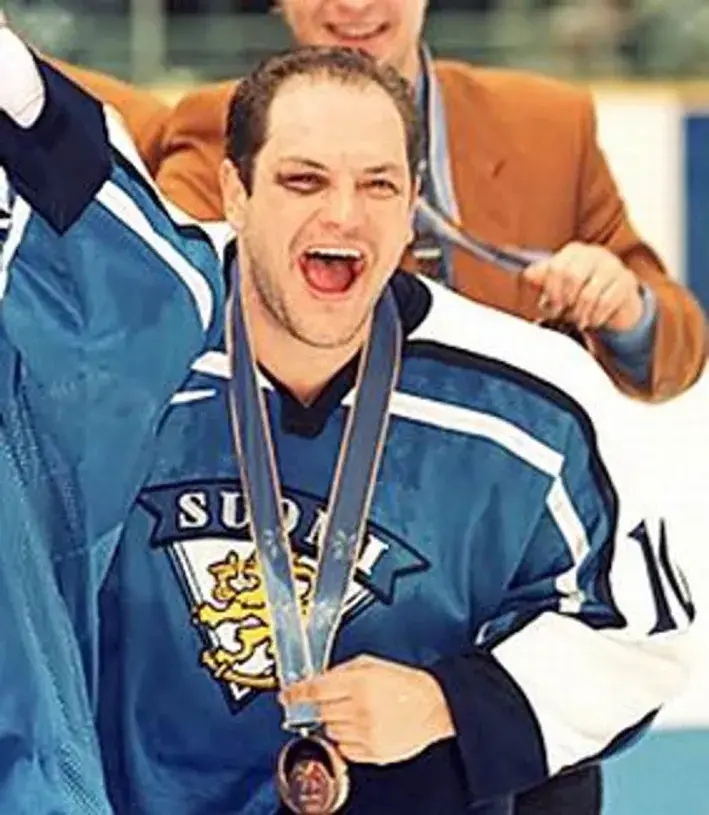 ESA TIKKANEN 1998 Team Finland Nike Olympic Throwback Hockey Jersey 