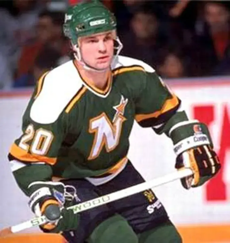 DINO CICCARELLI Minnesota North Stars 1988 Away CCM NHL Vintage Throwback Jersey 