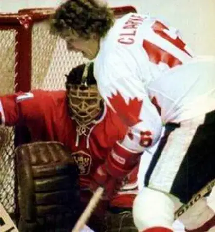 BOBBY CLARKE 1976 Team Canada Nike Throwback Hockey Jersey 