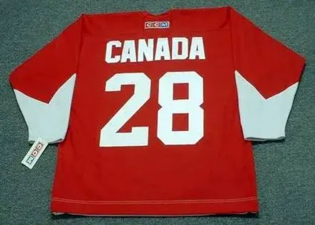 BOBBY CLARKE Team Canada 1972 CCM Throwback Hockey Jersey 