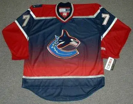 BRENDAN MORRISON Vancouver Canucks 2002 CCM Throwback NHL Hockey Jersey