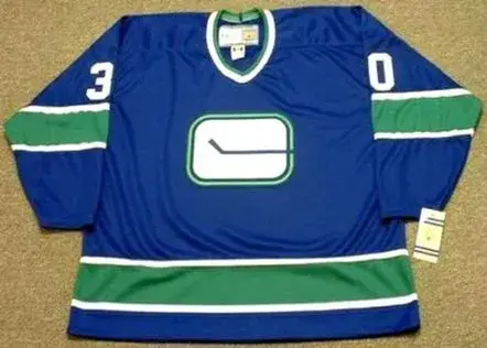 CESARE MANIAGO Vancouver Canucks 1976 CCM Vintage Throwback NHL Hockey Jersey