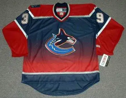 DAN CLOUTIER Vancouver Canucks 2002 CCM Throwback NHL Hockey Jersey