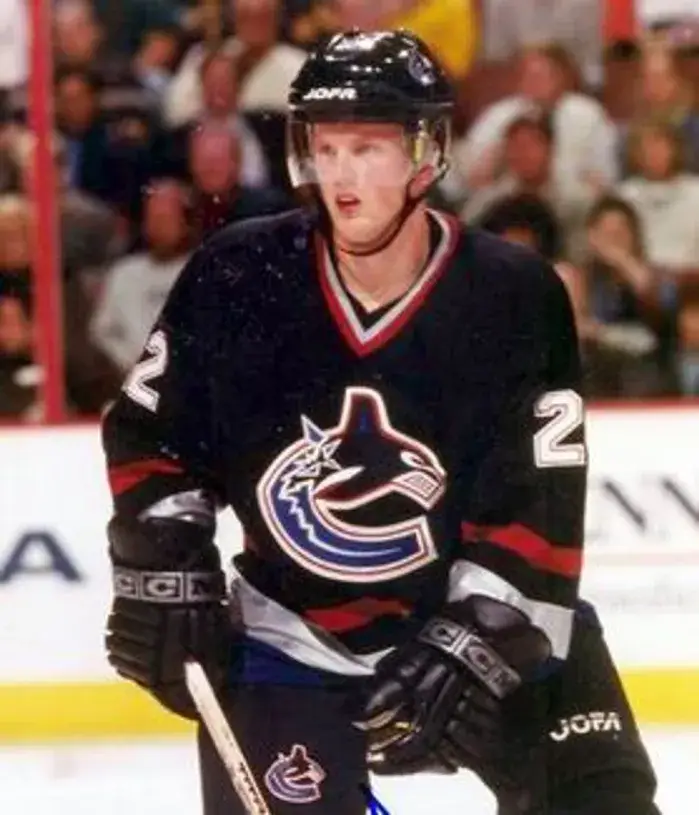DANIEL SEDIN Vancouver Canucks 2002 CCM Throwback NHL Hockey Jersey 
