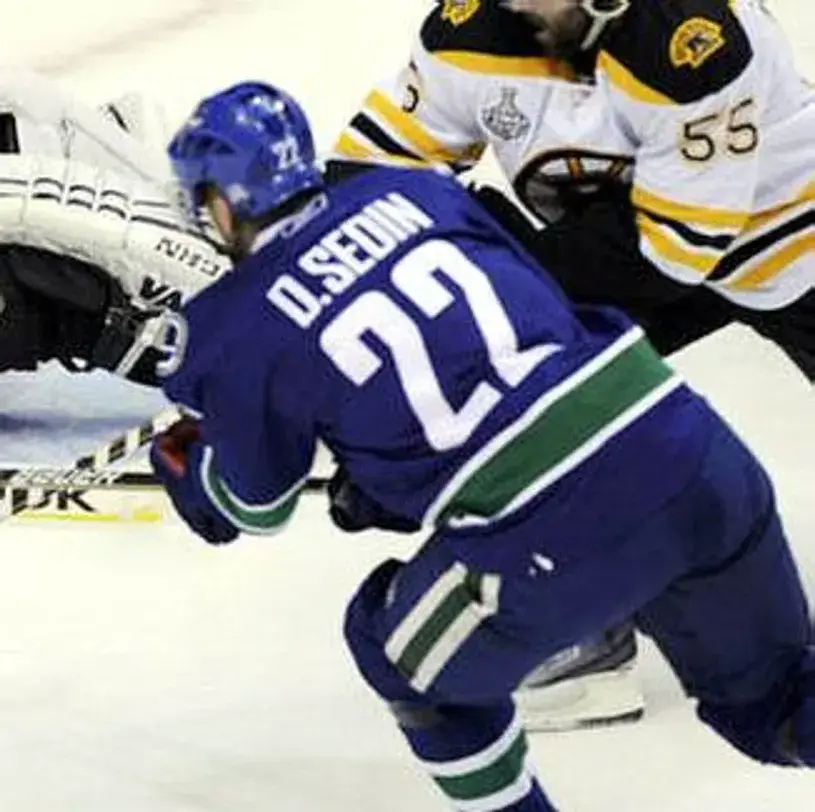 DANIEL SEDIN Vancouver Canucks 2011 REEBOK Throwback NHL Hockey Jersey 
