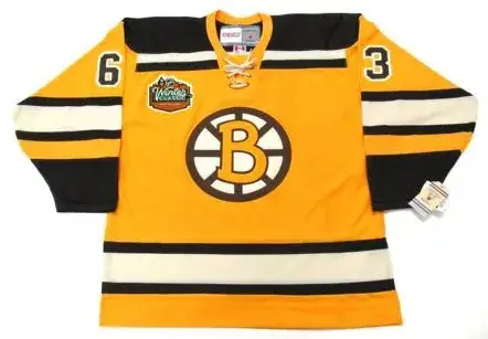 BRAD MARCHAND Boston Bruins 2010 CCM Vintage “Winter Classic” NHL Hockey Jersey